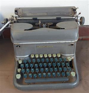 Vintage LC Smith-Corona Super Speed Desktop Typewriter 