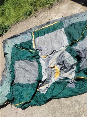 Camping tent in good condition camp coral, I do not do camping any longer in use