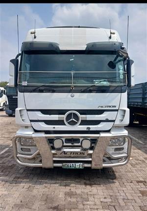 Mercedes Benz 2646 actross