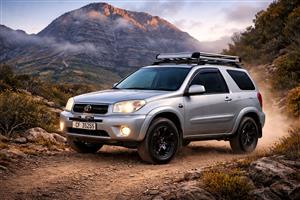 TOYOTA RAV-4 1.8i 3DR WITH MEGA EXTRAS