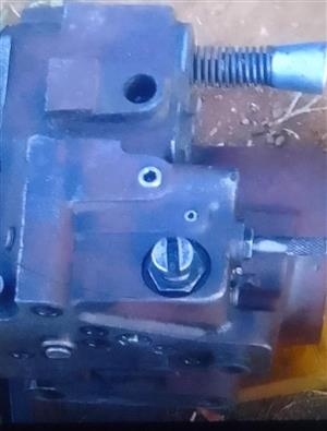 HYDRAULIC RAM CYLINDER