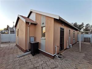 3 bedroom house with an ensuite  56sqm floor plan