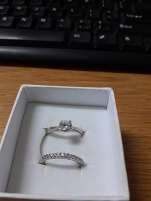  Wedding  ring  urgently Junk Mail