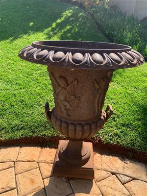 Ornate Garden cast iron pot/ urn 