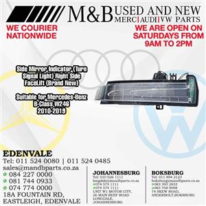 Side Mirror Indicator (Turn Signal Light) Right Side FaceLift (Brand New) Suitable for Mercedes W246