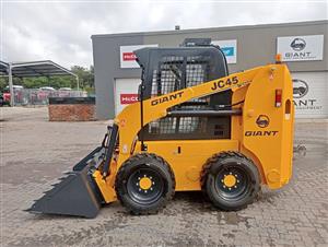 GIANT JC 45 SKIDSTEER