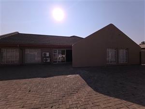 Commercial/Office Space for Sale – Three Rivers