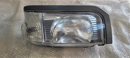 2026 SUZUKI SUPER CARRY HEADLIGHT RIGHT SIDE FOR SALE. IN EXCELLENT CONDITION