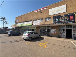 113sqm of Retail or Office Space for rent at R7500-00 per month plus Vat.