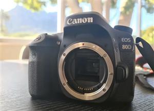 Canon 80D + 2 lenses