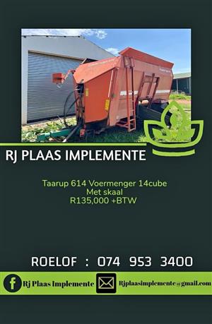 Taarup 14 Cube Voermenger met skaal