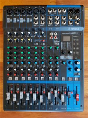 Yamaha MG12XU mixing console - mint condition