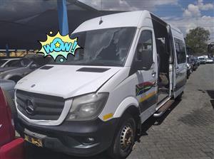 Mercedes Benz sprinter 22 seater accident damaged, engine starts