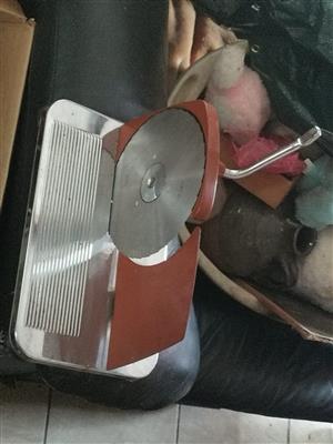 Second hand bread cutter 