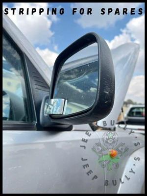 Cherokee Kj Facelift: Second Hand Mirrors Left & Right At Jeep Bully's 