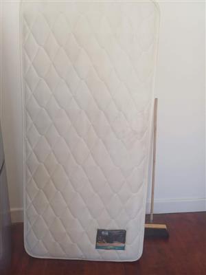 Simmons single bed and base