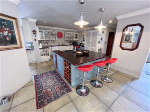 House For Sale in Blue Valley Golf Estate