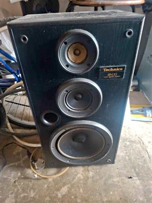 Technics speakers