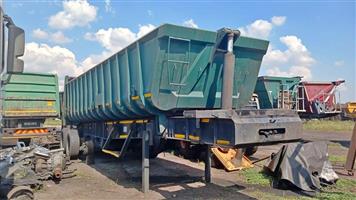 2004 TOP TRAILER SLOPER TRAILER