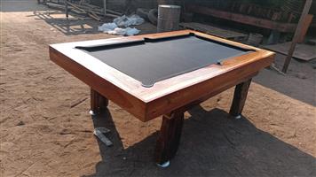 Pooltafel R17900 kry stokhouer en dart bord saam
