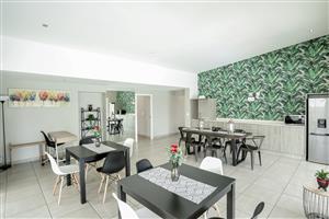 Stylish 2-Bed, 2-Bath Apartment in The Lombardy