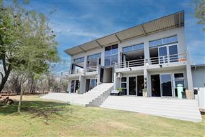 Luxury Living with Scenic Bushveld Views: 4 Bedroom, 3 Bathroom Home in Sable Hills
