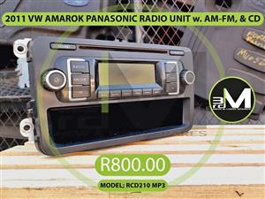 2011 VW AMAROK PANASONIC RADIO UNIT w. AM-FM, & CD