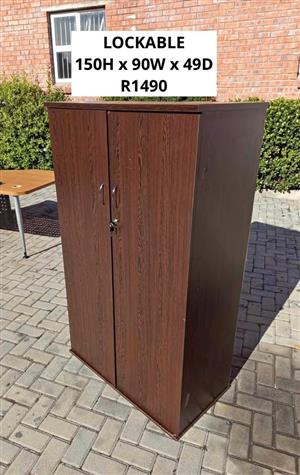 LOCKABLE OFFICE FILING STORAGE CUPBOARD