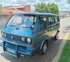 VW MICROBUS 2.0i 