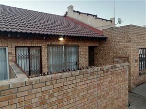 Townhouse for sale 