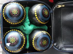 KENSELITE CLASSIC 4X BOWLING BALL IN BAG S065246A