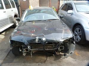  BMW 330i E46 3.0  Manual M54 Black - 2004 SPARESBYZ STRIPPING FOR SPARES