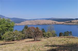 Misty Crown - Sought after Vacant Stands on the Ebenezer Dam For Sale.