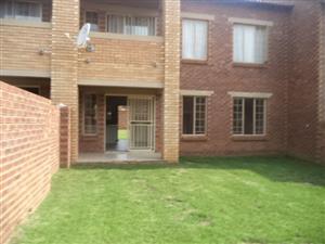2 Bedroom Review in MOOIKLOOF - 116100910
