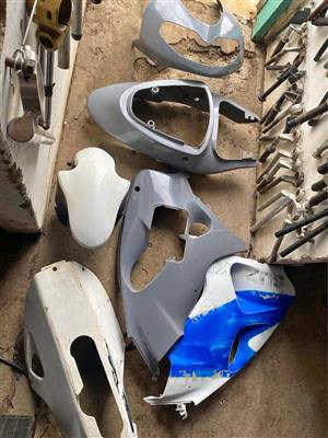 Suzuki TL 1000 R fairings. Meyerton bike scrapyard new and secondhand spares and accessories.