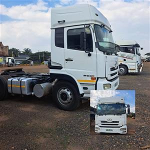 2013 UD GW 26-490 Quon Horse truck