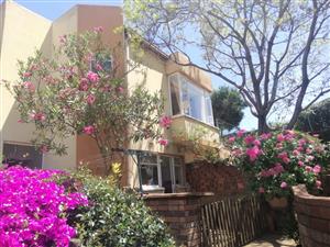 House For Sale in Suideroord