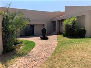Fourways/ Chartwell. Two Bedroom Cottage To Let