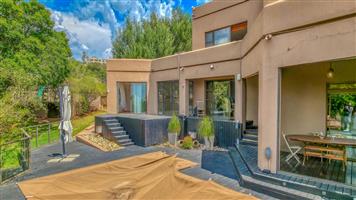 House For Sale in Kloofendal
