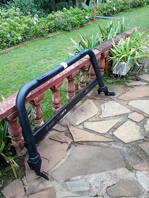 Land cruiser rollbar.