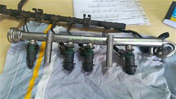 VW GOLF GLX 2.0L 8V PETROL- INJECTOR RAIL FOR SALE