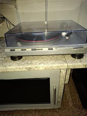 Technics Direct Drive fully automatic.MODEL SL-D3