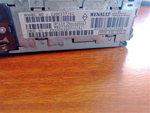 Renault MODUS original stereo + 4door speakers