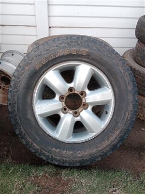 Toyota Fortuner mag wheel for sale 
