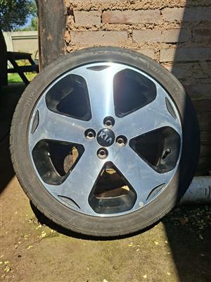 KIA RIO 17" RIMS (WITH TYRES)