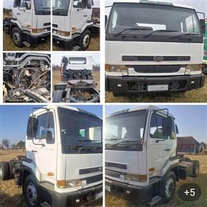 Nissan UD290 Horse