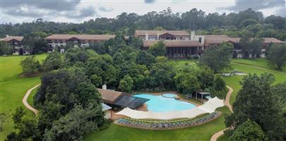 DRAKENSBERG SUN  6 - 10  OCT  SCHOOL HOLS  SLP.6