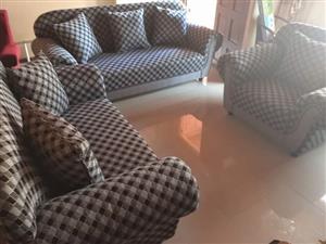 Lounge suite sale at Marge's k furniture