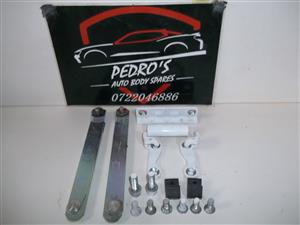 Isuzu D-Max tailgate hinges (COMPLETE)