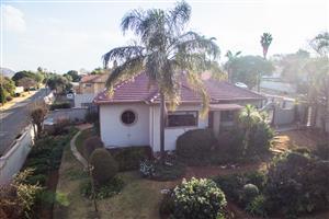 4 Bedroom home for sale in Cyrildene